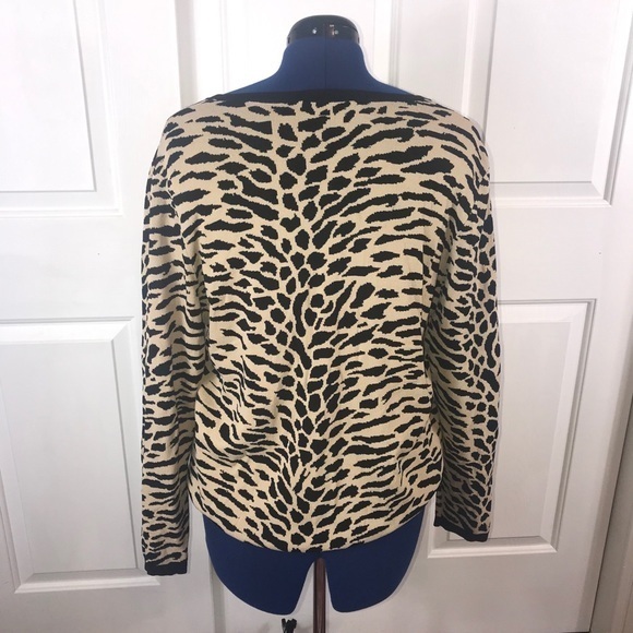 Dialogue XL tan black animal print v neck button up long sleeve cardigan sweater - Picture 3 of 7